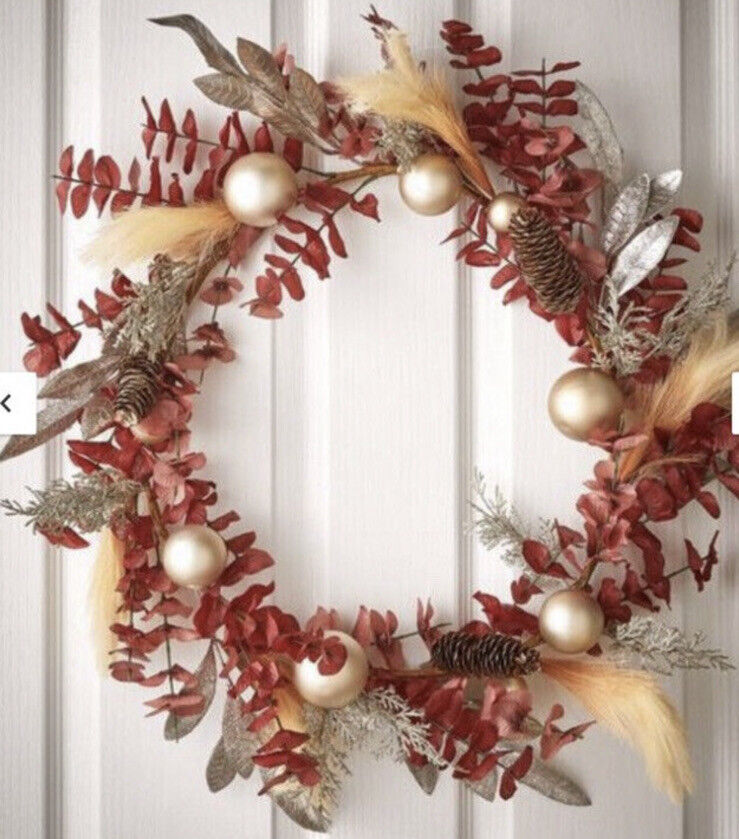 Pampas Wreath 60cm - Brand new Boxed